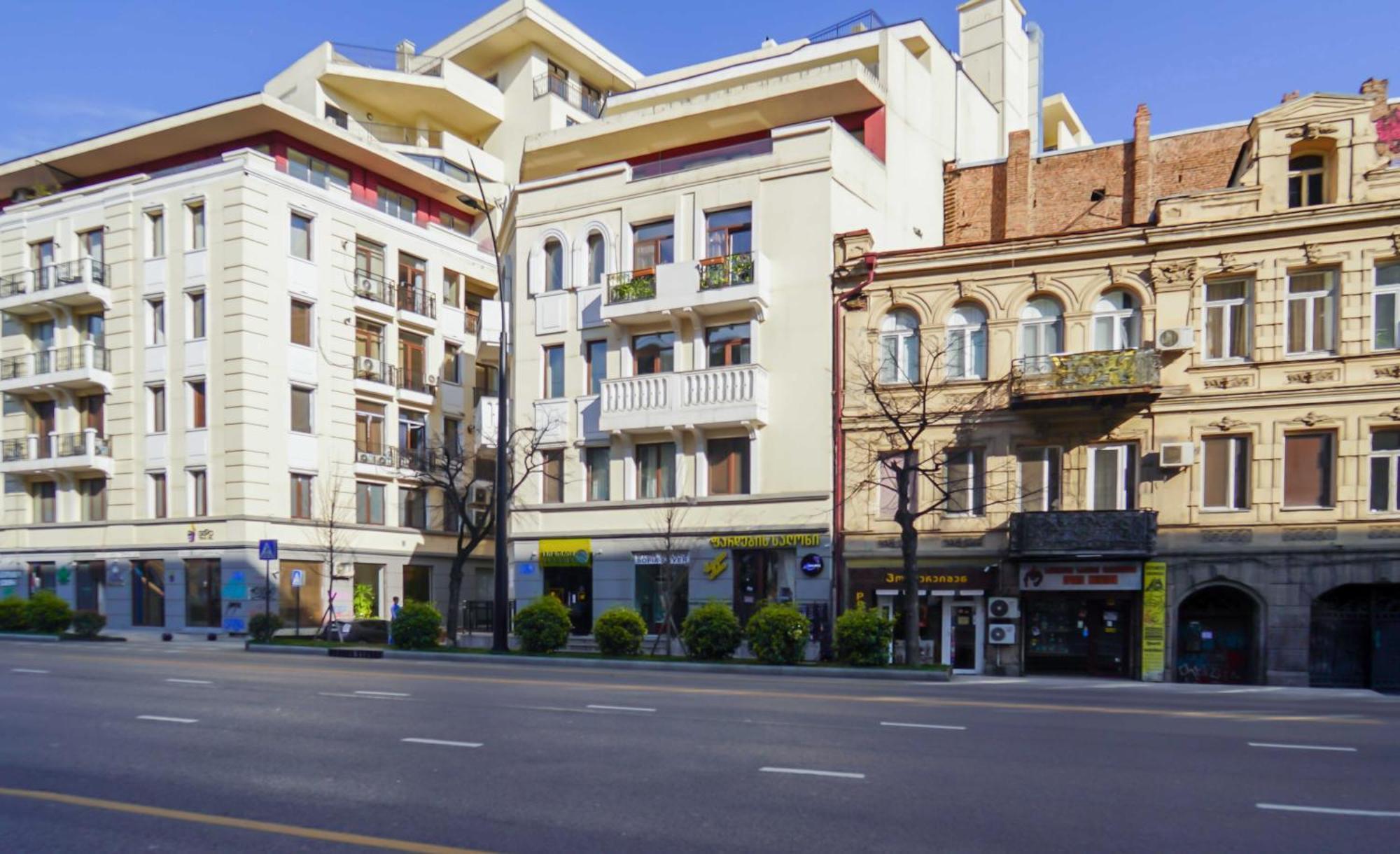 Appartement Type On Avenue Melikishvili, Center *